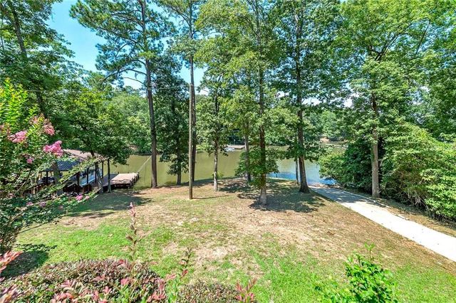 207 Quail Trail, Jackson, GA 30233