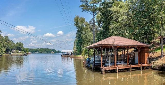 207 Quail Trail, Jackson, GA 30233