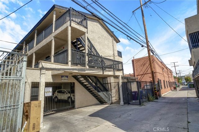 1126 Raymond Avenue, Long Beach, CA 90804