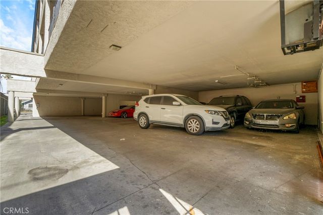 1126 Raymond Avenue, Long Beach, CA 90804