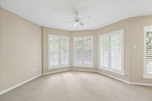 133 Sugarberry Circle, Houston, TX 77024