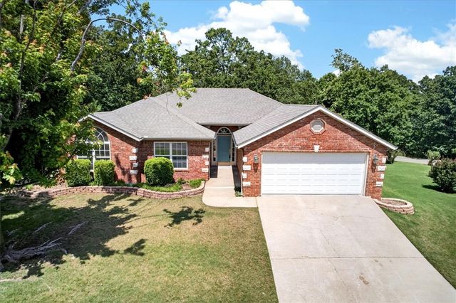15 Bonnyrigg Drive, Bella Vista, AR 72715