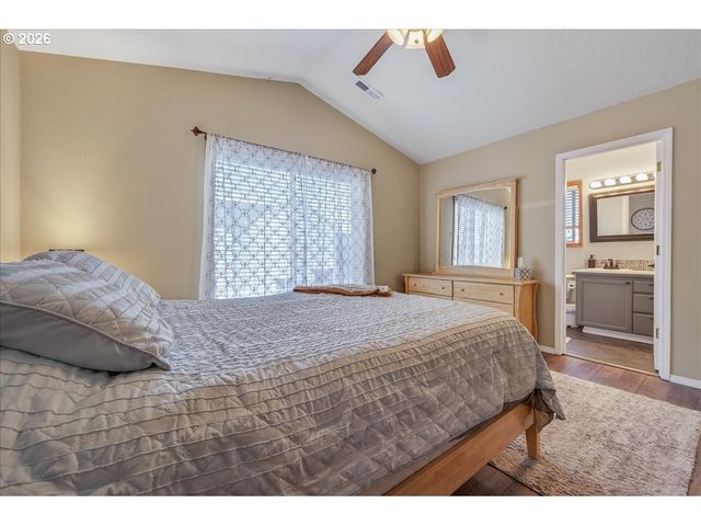 51685 Se 2ND St, Scappoose, OR 97056