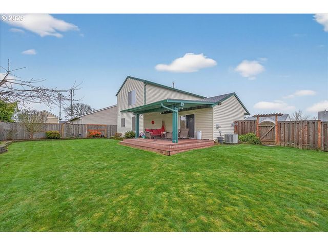 51685 Se 2ND St, Scappoose, OR 97056