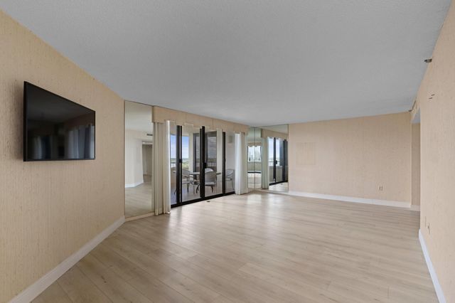 5080 N OCEAN Drive 12C, Singer Island, FL 33404