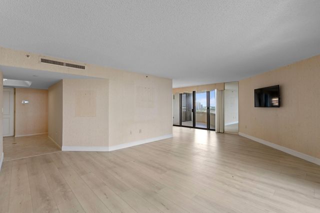 5080 N OCEAN Drive 12C, Singer Island, FL 33404