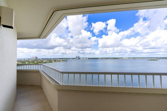 5080 N OCEAN Drive 12C, Singer Island, FL 33404