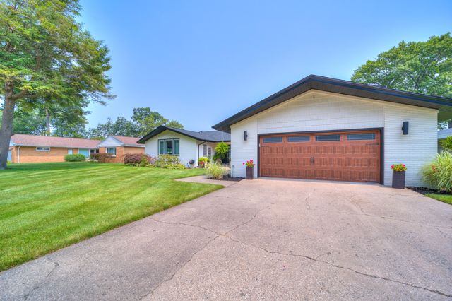 3920 Highgate Road, Norton Shores City, MI 49441