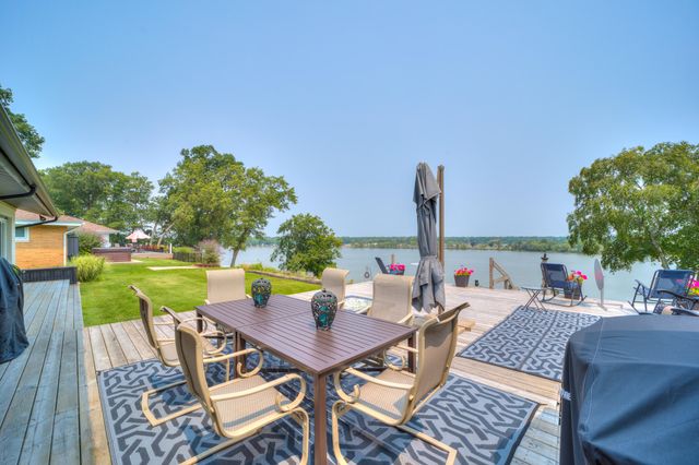 3920 Highgate Road, Norton Shores City, MI 49441