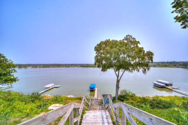 3920 Highgate Road, Norton Shores City, MI 49441