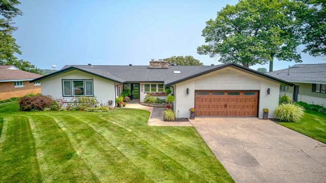 3920 Highgate Road, Norton Shores City, MI 49441