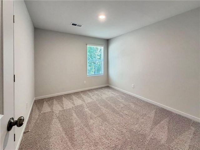 7477 Clover Lane, Flowery Branch, GA 30542