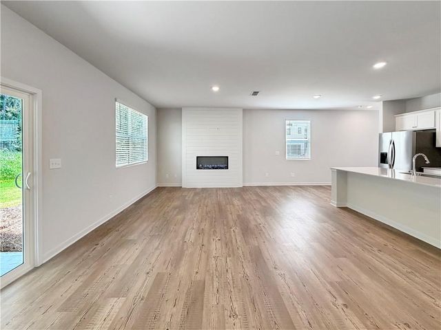 7477 Clover Lane, Flowery Branch, GA 30542