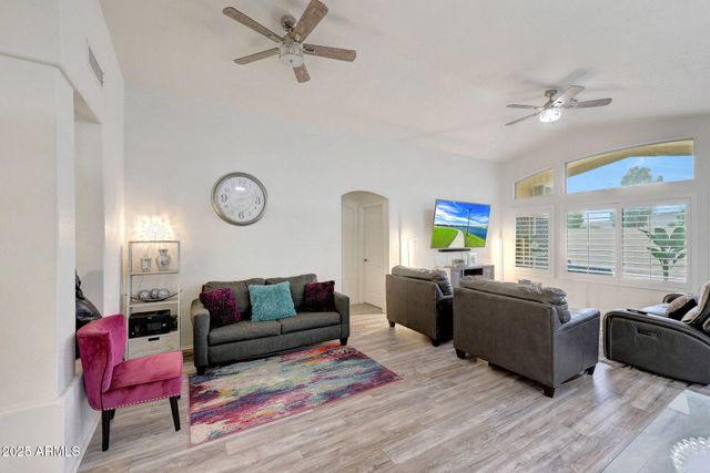 17467 N SUNSET Trail, Surprise, AZ 85374