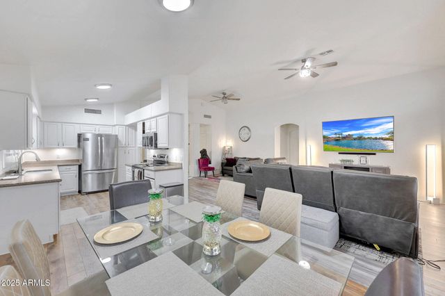 17467 N SUNSET Trail, Surprise, AZ 85374