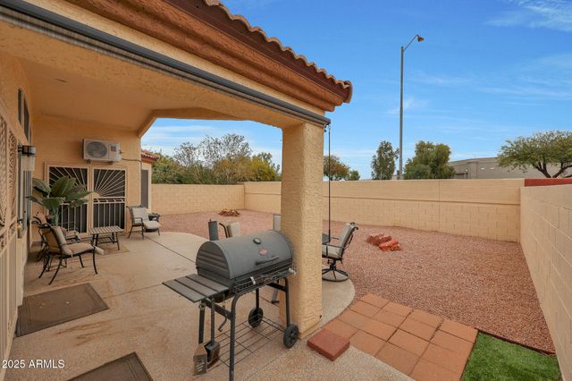 17467 N SUNSET Trail, Surprise, AZ 85374