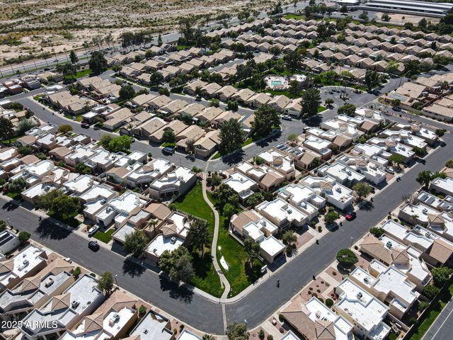 17467 N SUNSET Trail, Surprise, AZ 85374