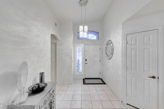 17467 N SUNSET Trail, Surprise, AZ 85374