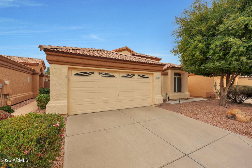 17467 N SUNSET Trail, Surprise, AZ 85374 — photo 2