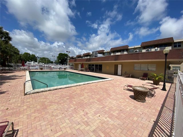 1800 Sans Souci Boulevard 119, North Miami, FL 33181