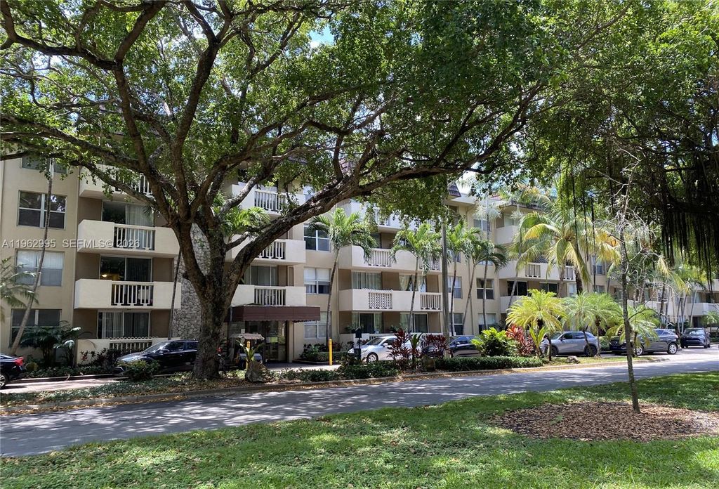 1800 Sans Souci Boulevard 119, North Miami, FL 33181