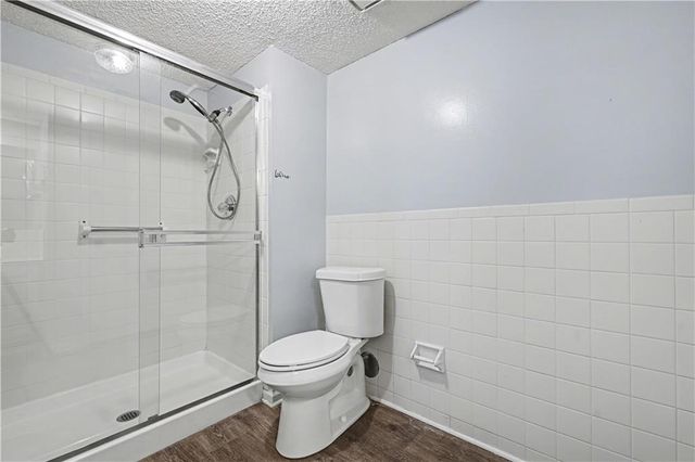 8001 Westridge Road 102, Raytown, MO 64138