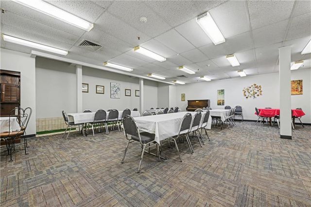 8001 Westridge Road 102, Raytown, MO 64138