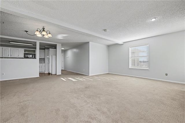 8001 Westridge Road 102, Raytown, MO 64138