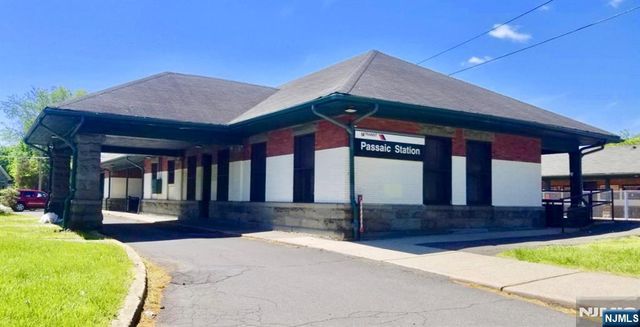 134 Boulevard 9, Passaic, NJ 07055
