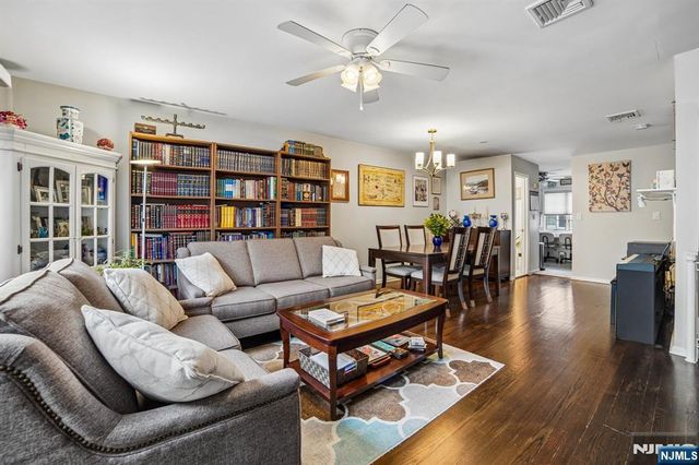134 Boulevard 9, Passaic, NJ 07055