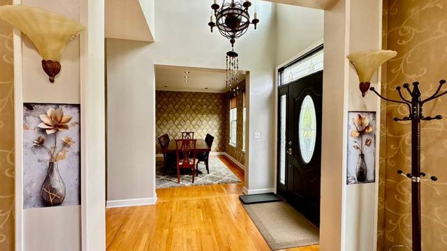 416 PTARMIGAN Place, Lindenhurst, IL 60046