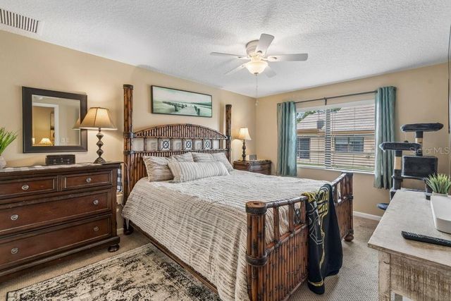 4753 SUNNY LOOP, Holiday, FL 34690