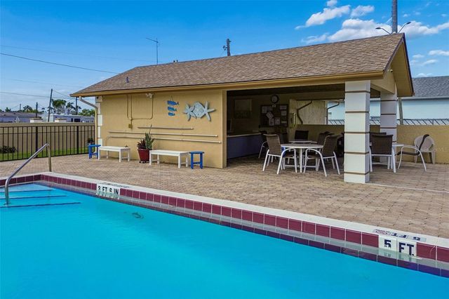 4753 SUNNY LOOP, Holiday, FL 34690