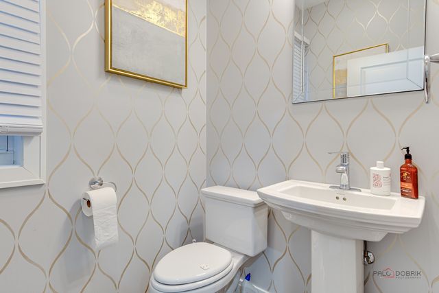 3931 S Wells Street, Chicago, IL 60609