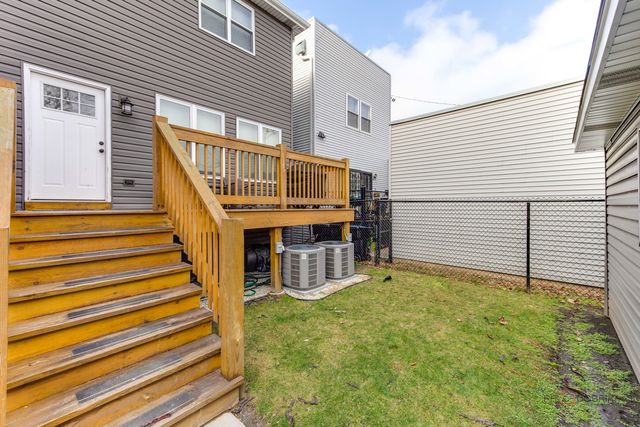 3931 S Wells Street, Chicago, IL 60609