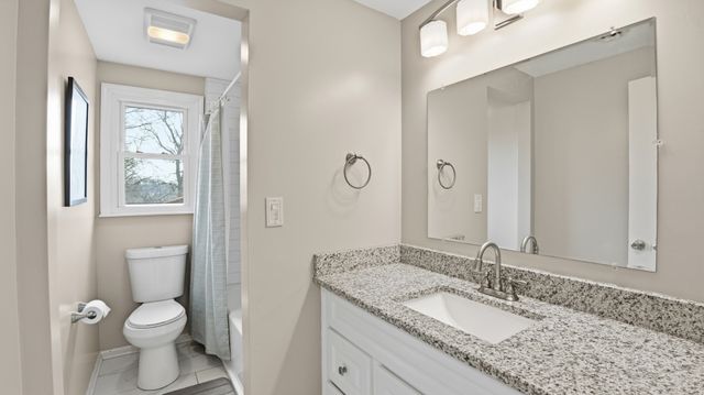 270 Wood Bluff Rd, Winchester, TN 37398