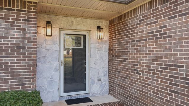 270 Wood Bluff Rd, Winchester, TN 37398