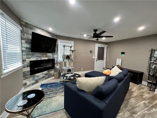 268 Burgoyne RD, Norfolk, VA 23503