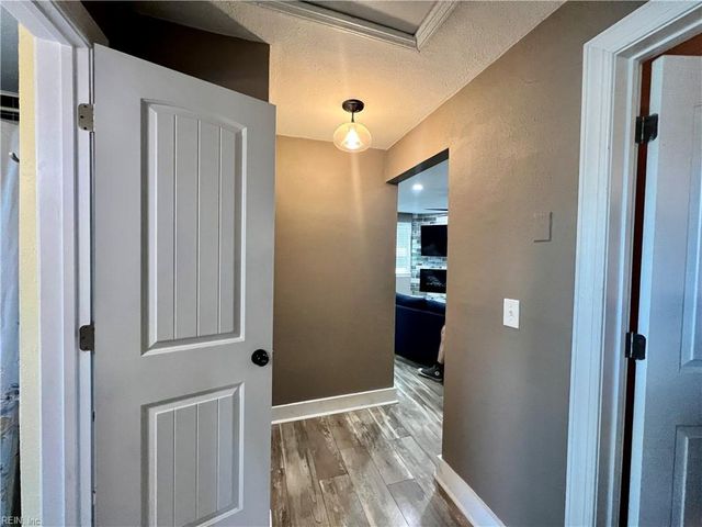 268 Burgoyne RD, Norfolk, VA 23503