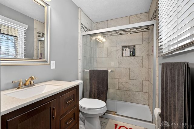 2317 Barnett Drive, Bellbrook, OH 45305