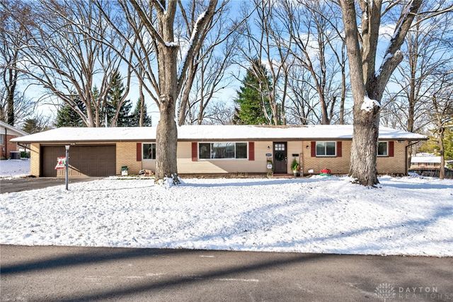 2317 Barnett Drive, Bellbrook, OH 45305