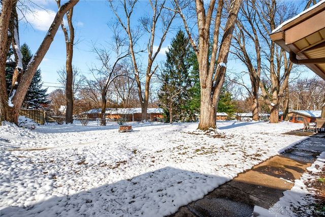 2317 Barnett Drive, Bellbrook, OH 45305