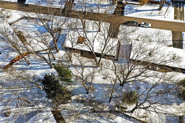 2317 Barnett Drive, Bellbrook, OH 45305