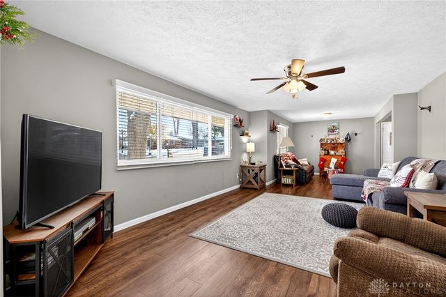 2317 Barnett Drive, Bellbrook, OH 45305