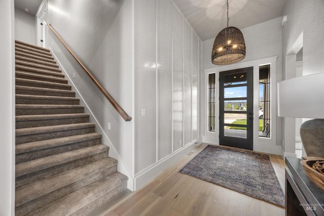 7112 S Cadence Ave, Meridian, ID 83642