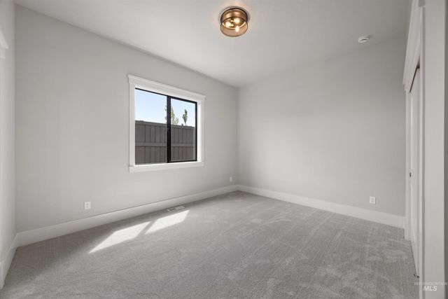 7112 S Cadence Ave, Meridian, ID 83642