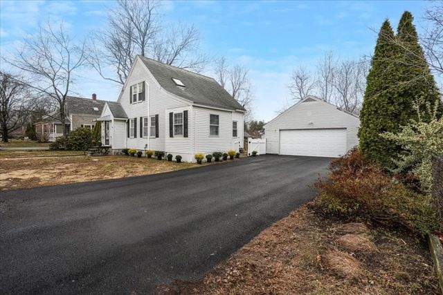 101 Avon, Manchester, NH 03102