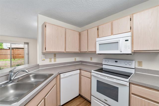 3705 SW 27TH STREET 412, Gainesville, FL 32608