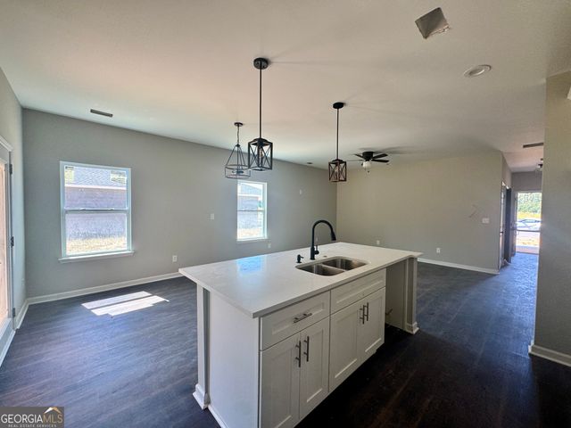 111 Weeping Willow Way, Vienna, GA 31092