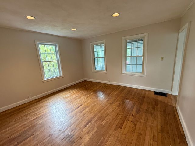 64 W. Main St, 64, Hopkinton, MA 01748